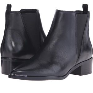 Marc Fisher LTD Women's Yale Ankle Bootie